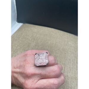 Beauty Glass Pink Crackle Glass Ring on Gunmetal Band Size 6.5